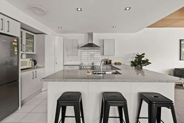 9/3 Severn Street Island Bay_3