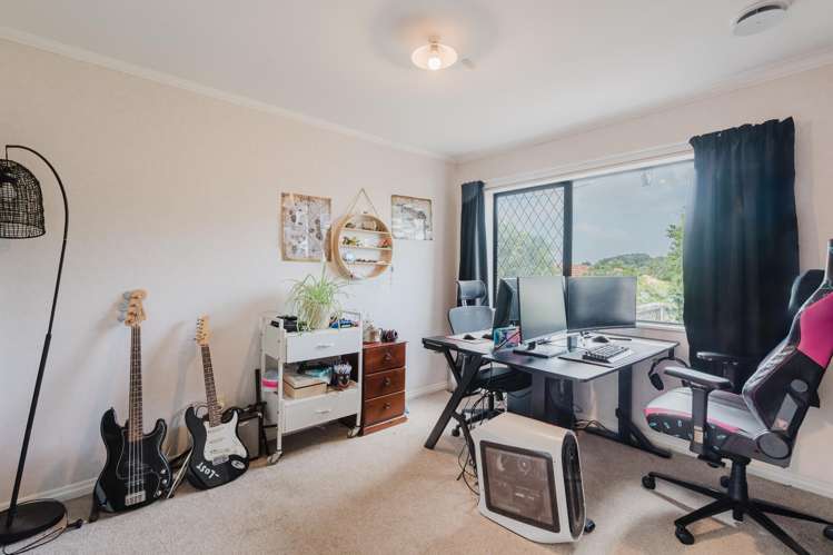 5 Church Road Pukete_14