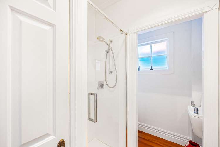 22 Beach Road Northcote Point_16