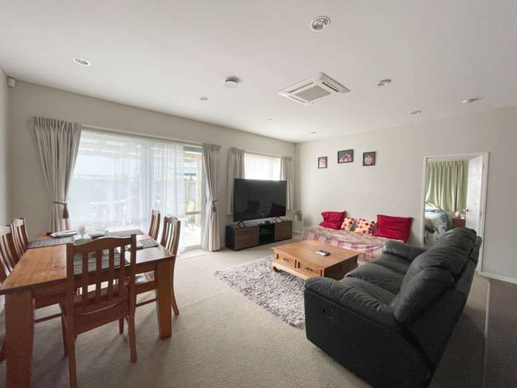 22 Helianthus Avenue Flat Bush_6