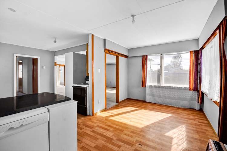 17 Tuke Street Normanby_12