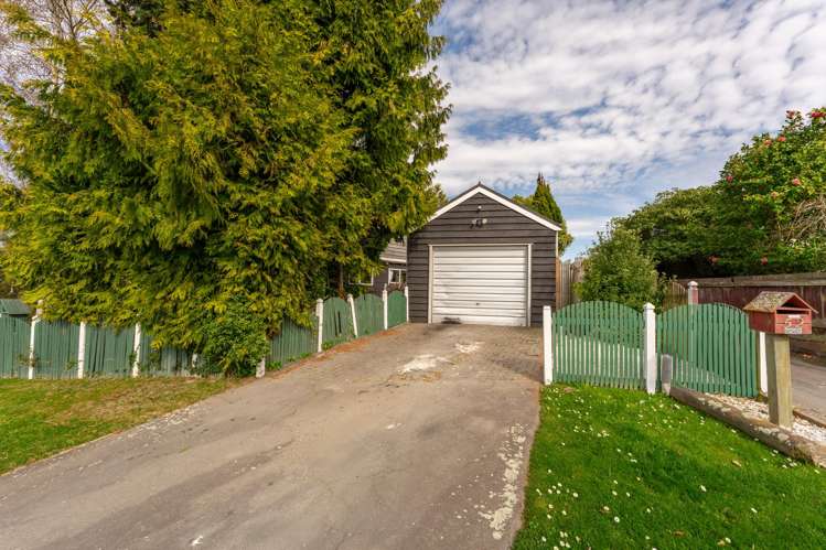 10 Birch Street Gleniti_38