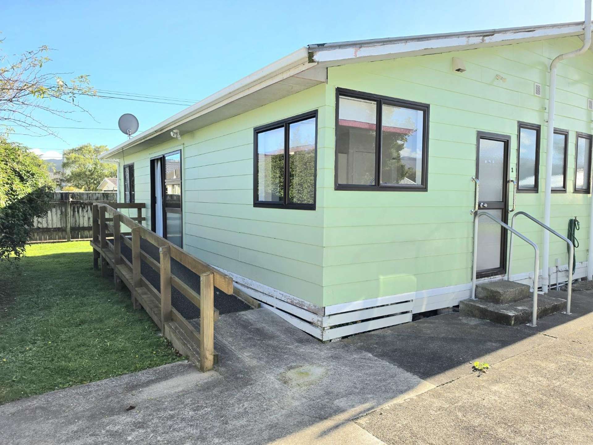 1/16B MacLean Street 1370_0