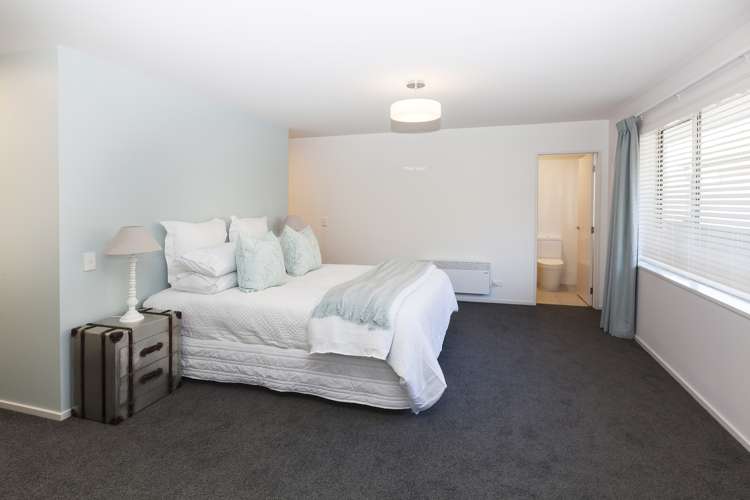 15 Springbrook Lane Northwood_8