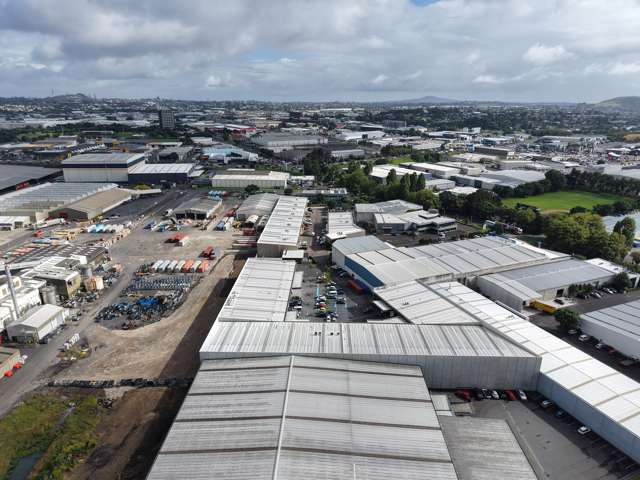 S/63 Hugo Johnston Drive Penrose_1