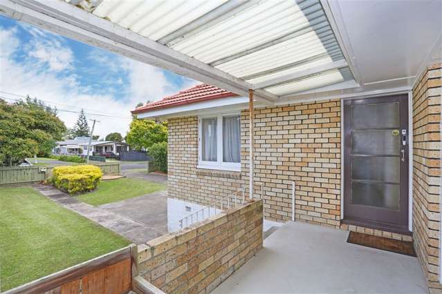 45 Youngs Road Papakura_1