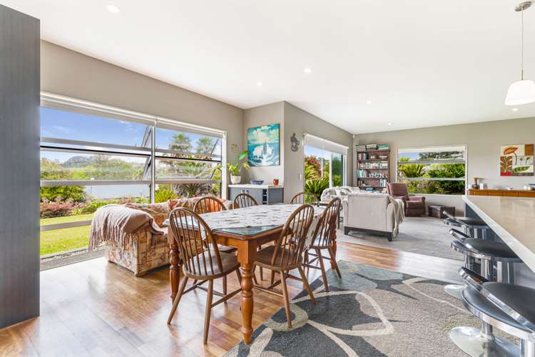 1 Gavinike Place Waimauku_8