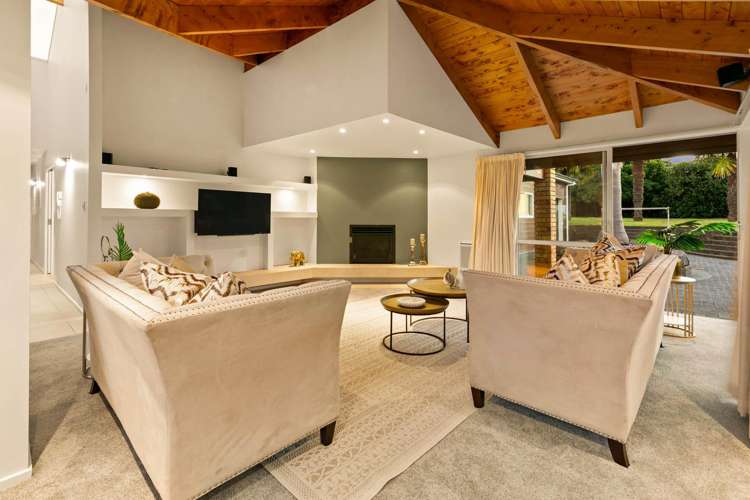 18 Burgundy Park Avenue Henderson_9