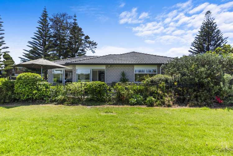 18a Centreway Road Orewa_19