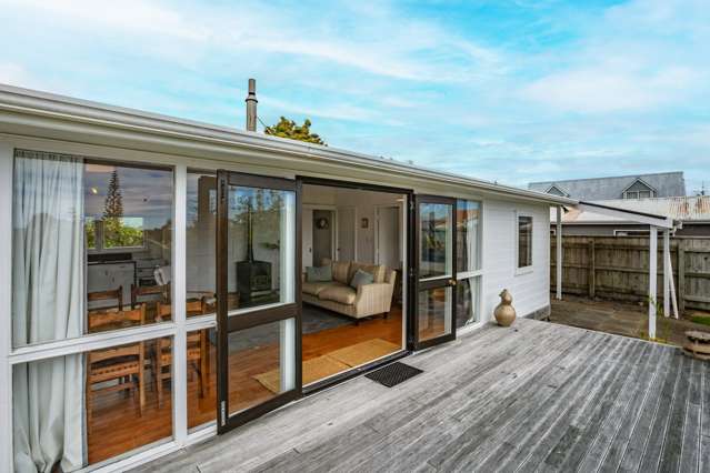 42 Queens Road Waikanae Beach_4