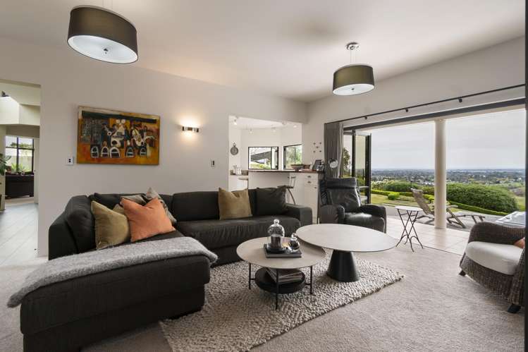 70 Waicola Drive Fitzherbert_20