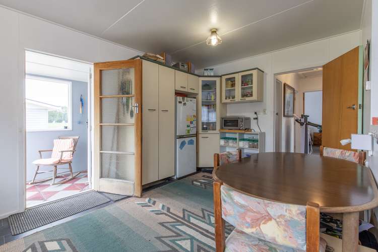 10 Jones Street Porangahau_11