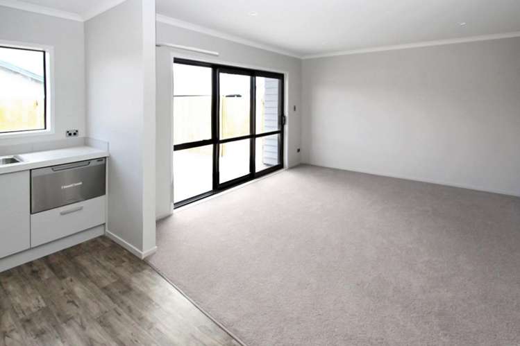 85 Normandy Ave 1107_2