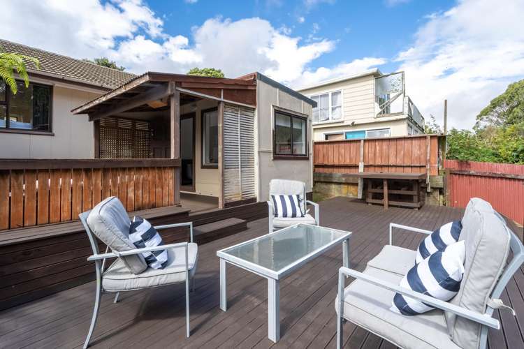 25 Waihemo Street Waitangirua_17