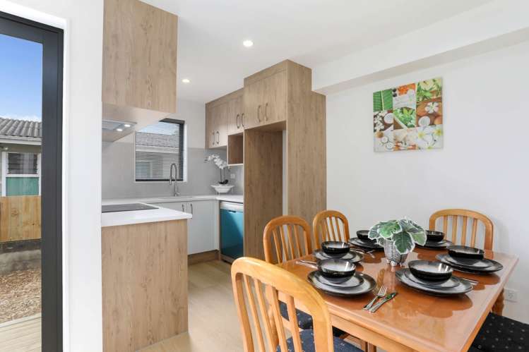 2/30 Ventura Street Mangere_6