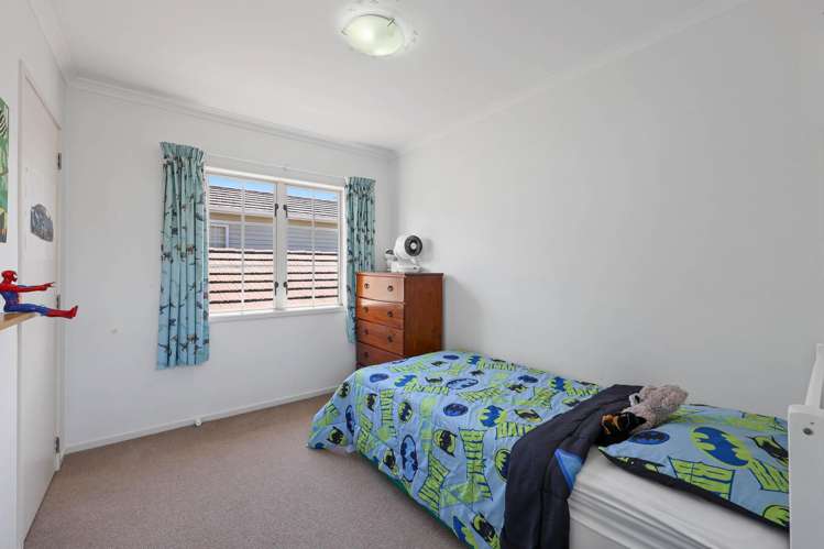 16 Mulvaney Crescent Henderson_24