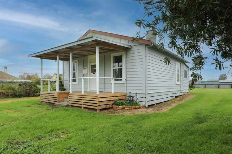 4 Semple Street Huntly_13