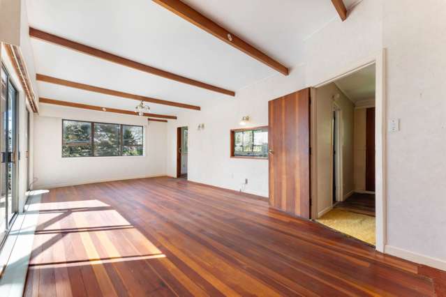 81 Don Buck Road Massey West_4