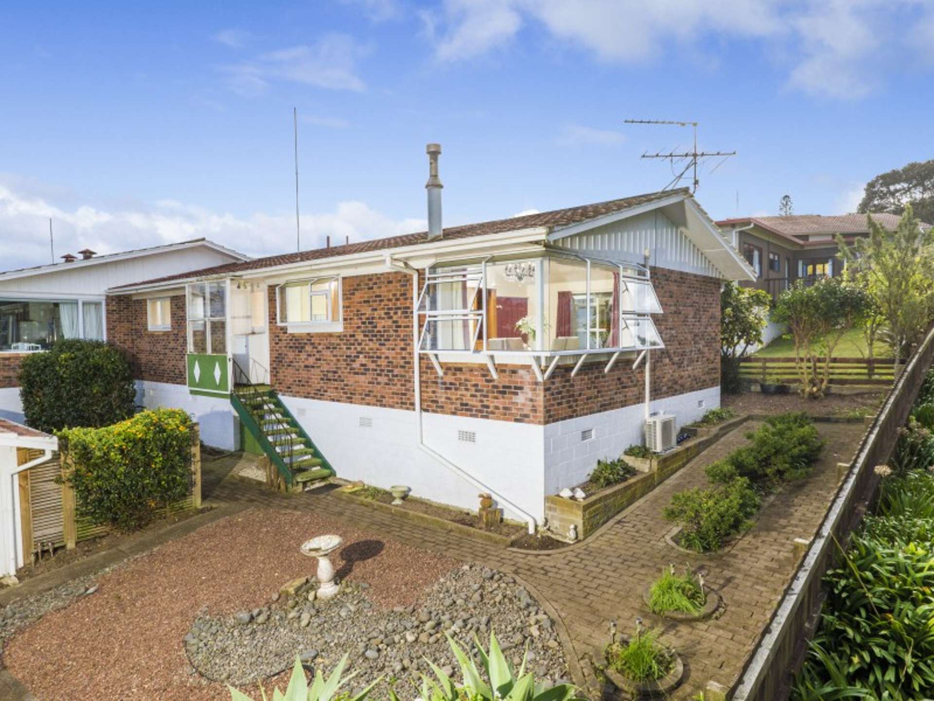 1/7a Brighton Terrace Mairangi Bay_0