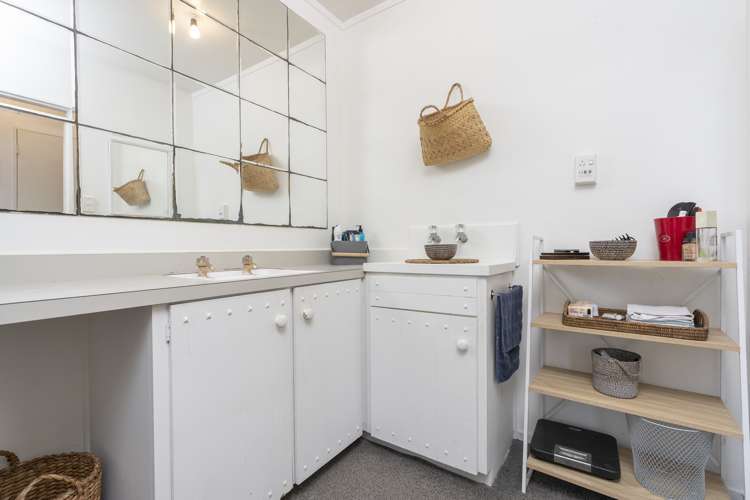 17 Earls Place Onerahi_11