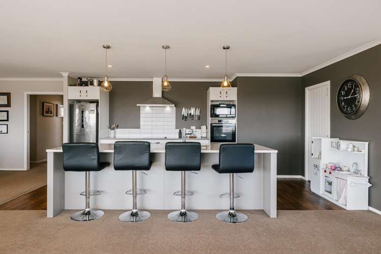 225 Albert Road Tokomaru_12