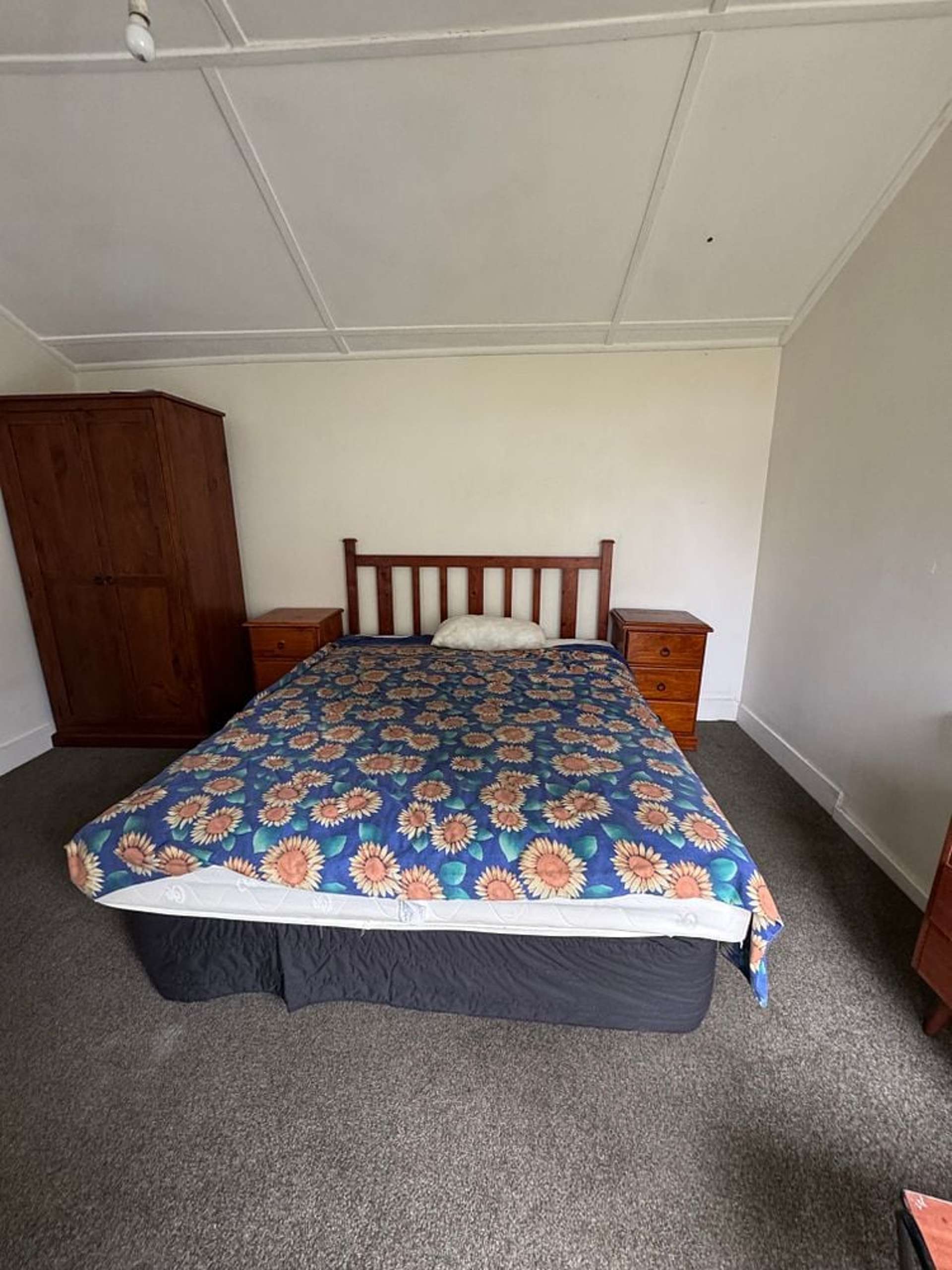 Address withheld Mount Victoria_0