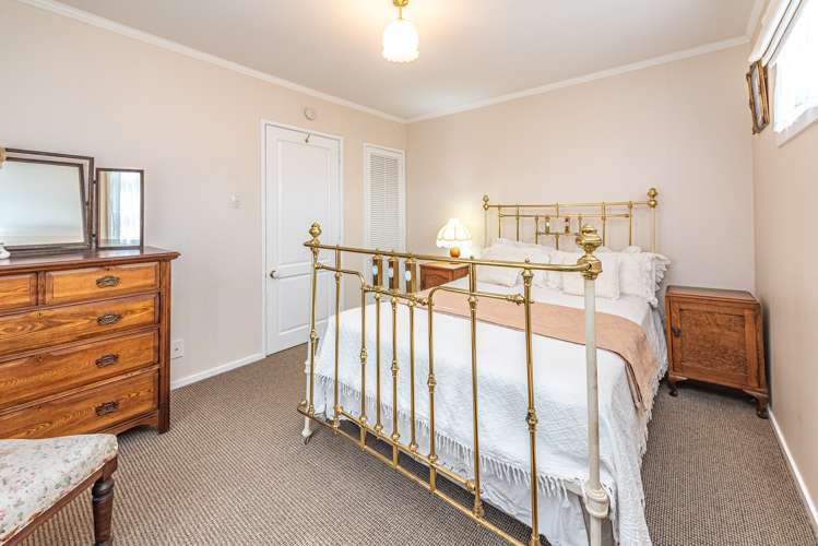 3 Lindsey Crescent Springvale_12