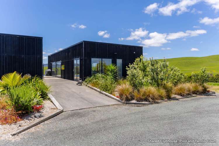 2 Pinetree Close Kaiwaka_0