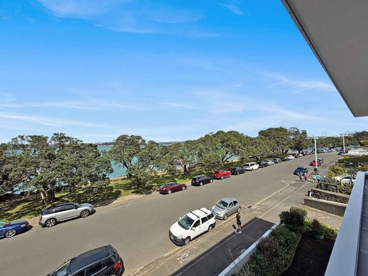 3a/18 King Edward Parade Devonport_15