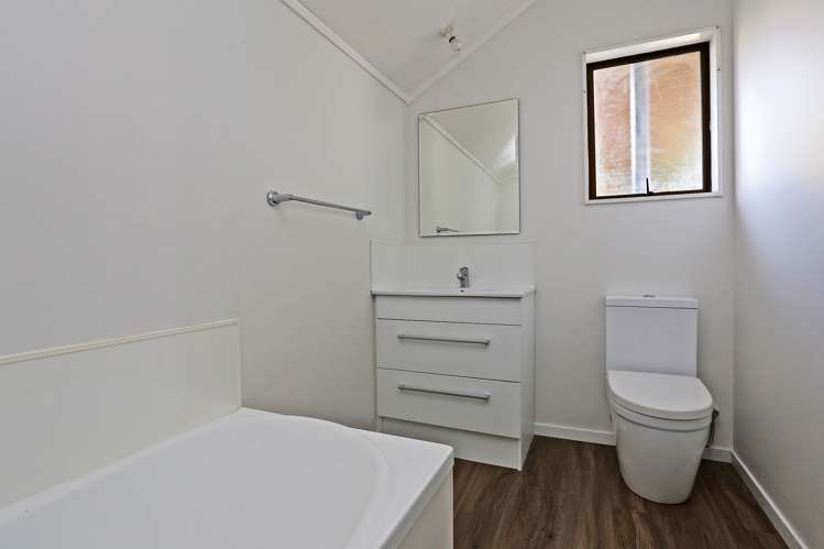 807b Gordon Road Raureka_13