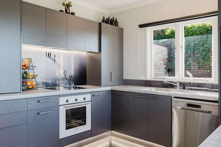 35 Mountain View Road_3