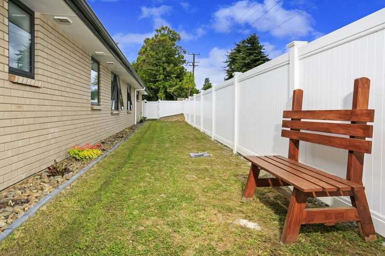 7 Duke Street Riverhead_18