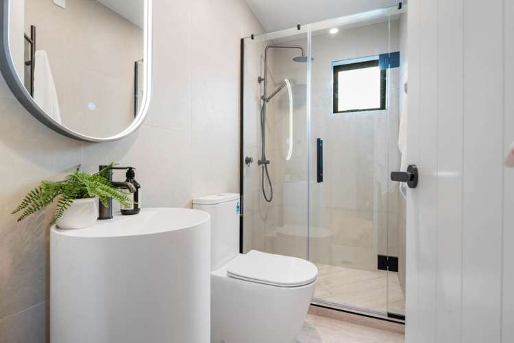 2d Rangitoto Terrace Milford_21