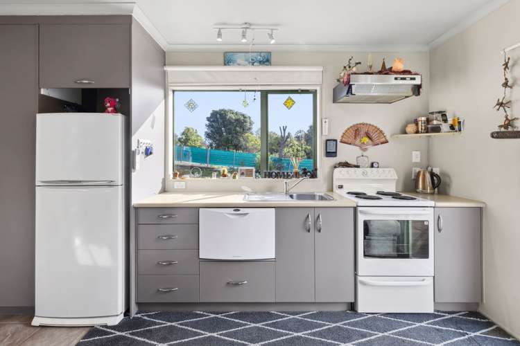 68 Rayners Road Hira_3