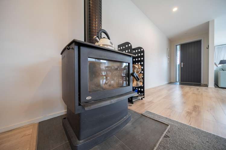 61 Orbell Crescent Te Anau_22