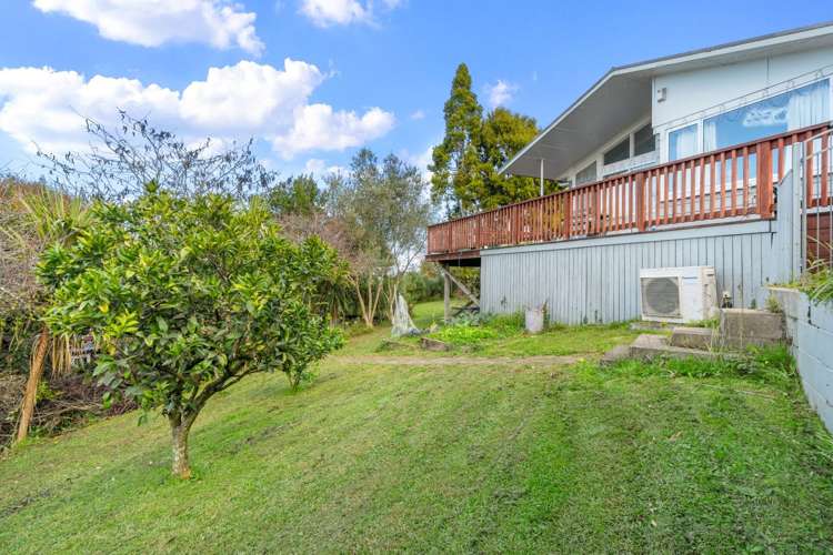 124 Tuhikaramea Road_5