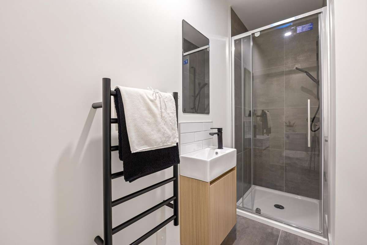 293C Flat Bush School Road_2