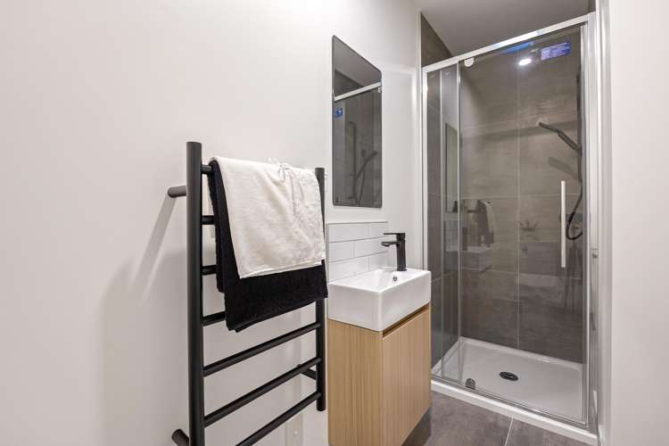 293C Flat Bush School Road Flat Bush_6