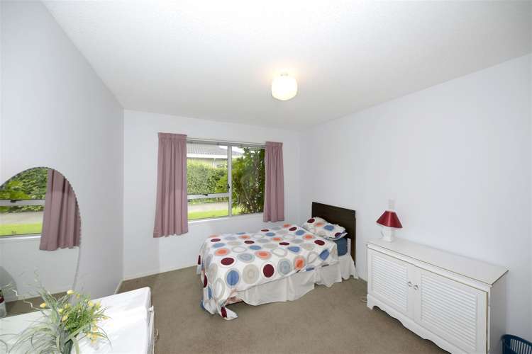 49a Ambleside Drive Burnside_13
