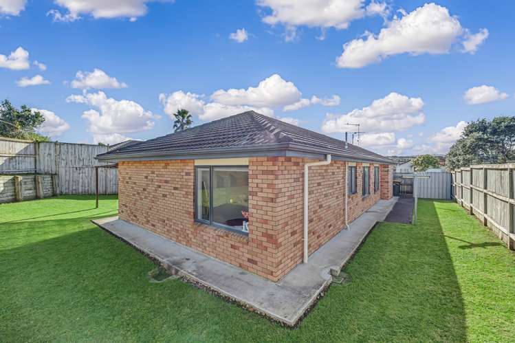 52 Magic Way Randwick Park_23