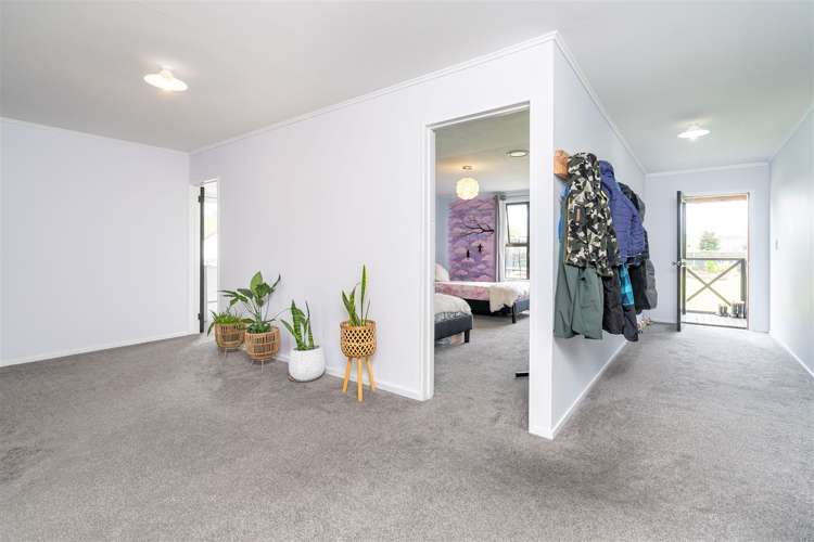 18 Main Road Owaka_15