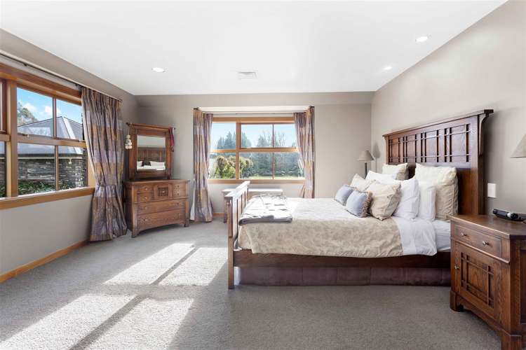 43 Mount Thomas Road Fernside_9