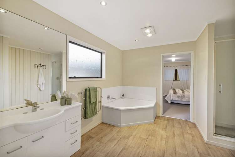 366 Oceanbeach Road Mount Maunganui_23