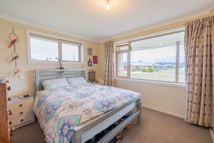 26 Cunaris Way Te Anau_16