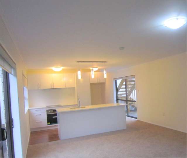 2A Noel Place Mt Roskill_2