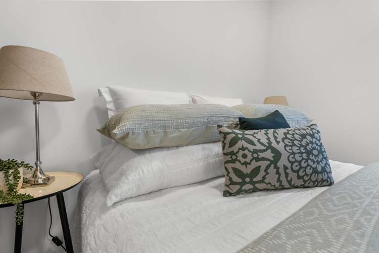 2/69 Tiketike Way Brooklyn_13