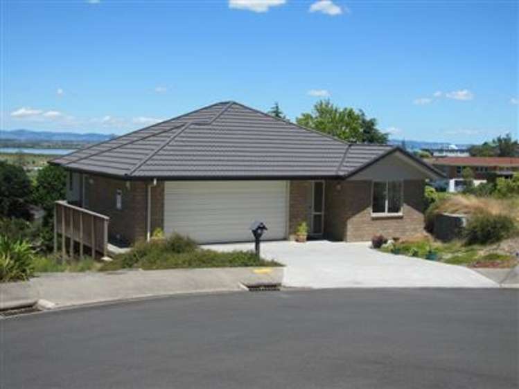 120 Korokoro Crescent_0