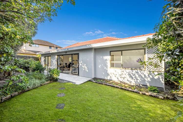2/1A Gordon Avenue Forrest Hill_18