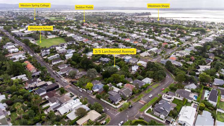 3/5 Larchwood Avenue Westmere_19