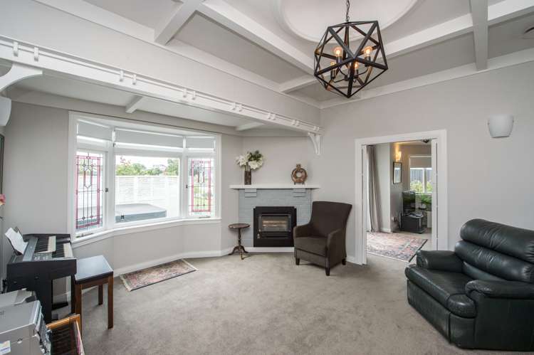 55 Lake Crescent Hamilton Lake_12